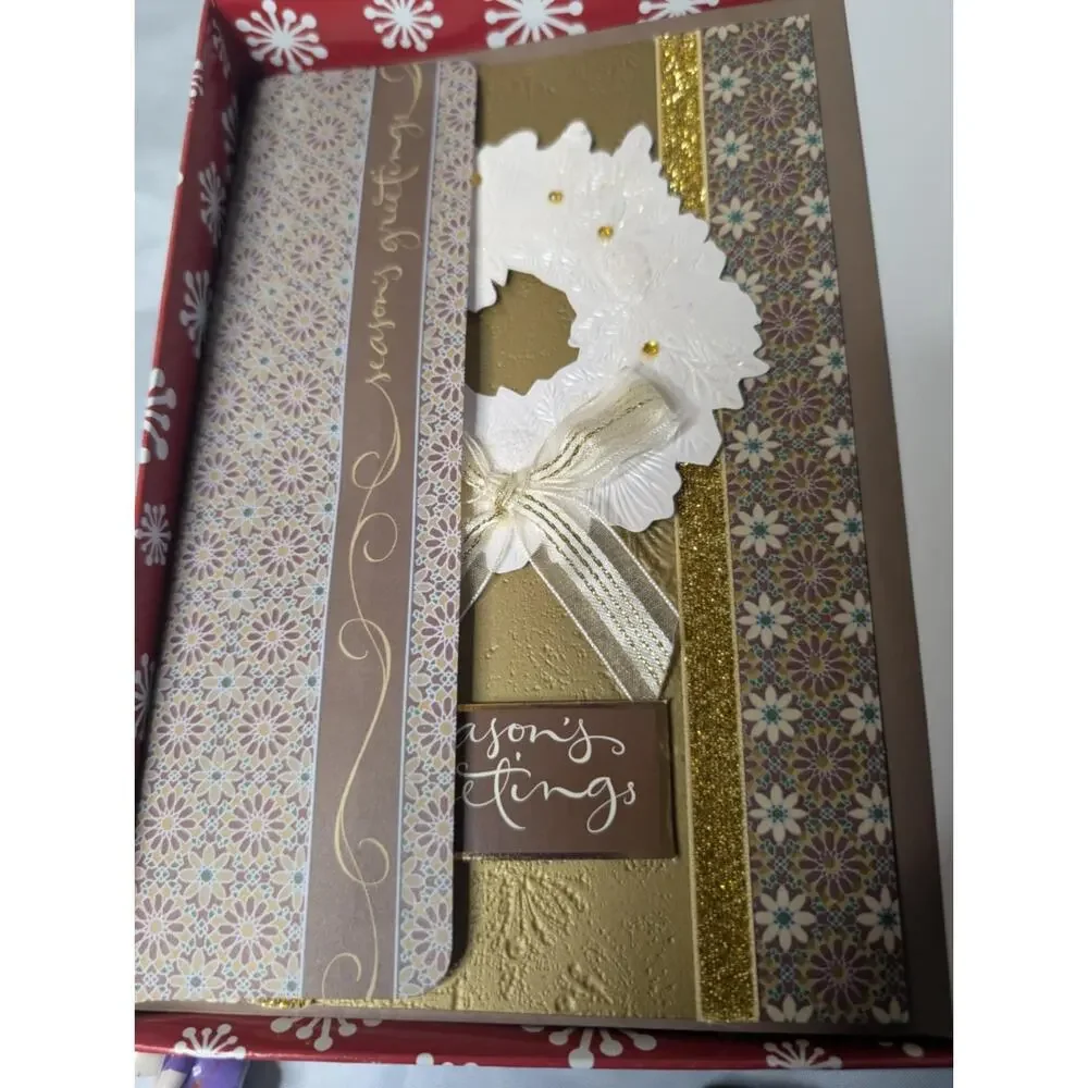 12 Elegant White Wreath Gold Embossed Hallmark Season Greetings Christmas Cards